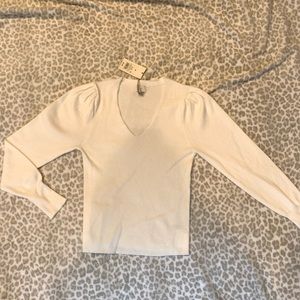 White long sleeve v-neck shirt